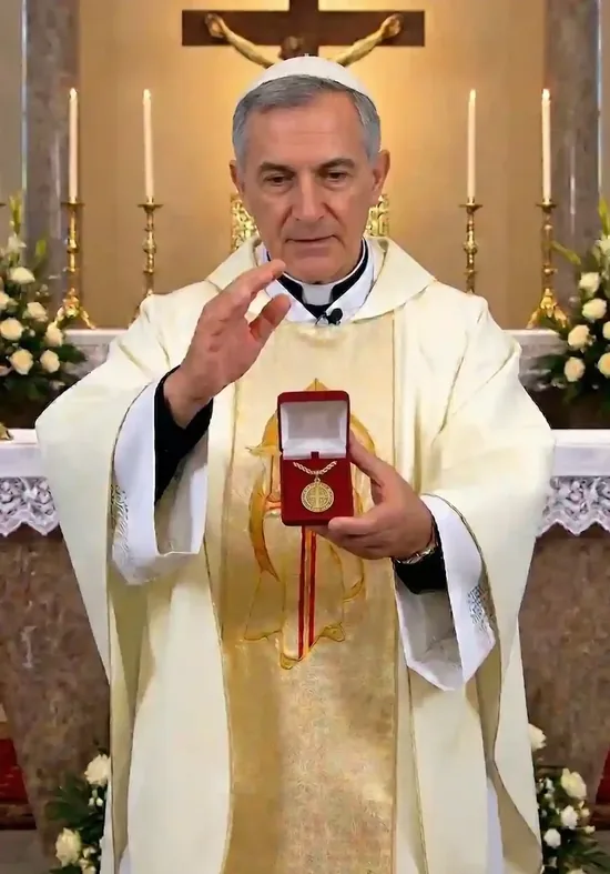 Medalha de São Bento Edição Especial